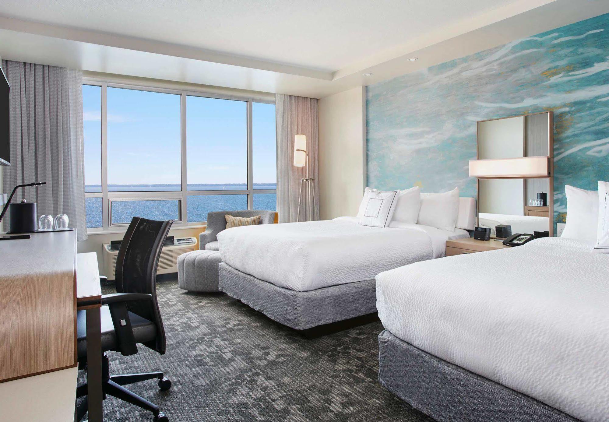Courtyard By Marriott Bayfront 3* Erie