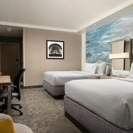 Courtyard By Marriott Erie Bayfront Hotel Exterior photo