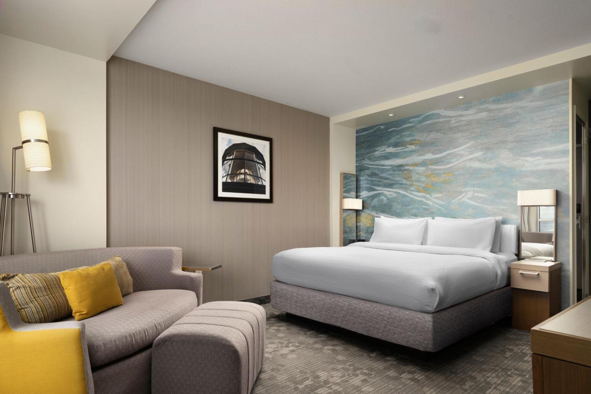 Courtyard By Marriott Bayfront Erie