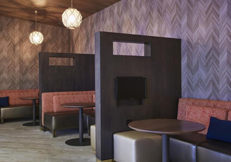Courtyard By Marriott Bayfront Hotel Erie